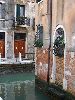 Click here to see the picture (venice48.JPG)